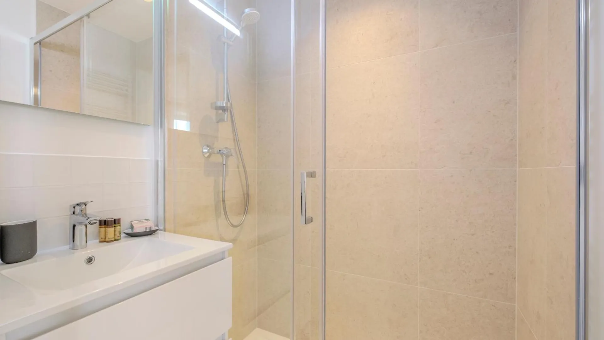 Apartmán Lumineux Appartement 1 Chambre Au Cour De Schaerbeek Brusel Belgie
